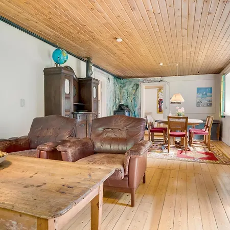 Spacious With Terrace, Wood-burning Stove And Large Plot * Fjerritslev