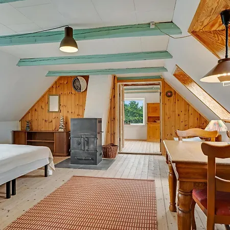 Ferienhaus Spacious With Terrace, Wood-burning Stove And Large Plot Fjerritslev