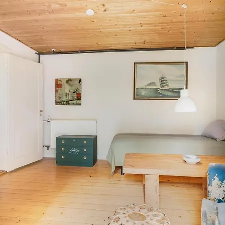 Ferienhaus Spacious With Terrace, Wood-burning Stove And Large Plot Fjerritslev