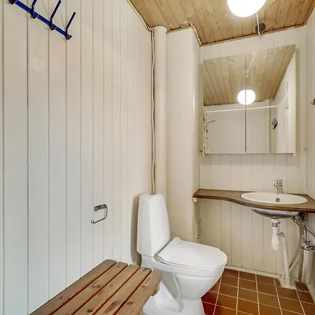 Ferienhaus Spacious With Terrace, Wood-burning Stove And Large Plot Fjerritslev